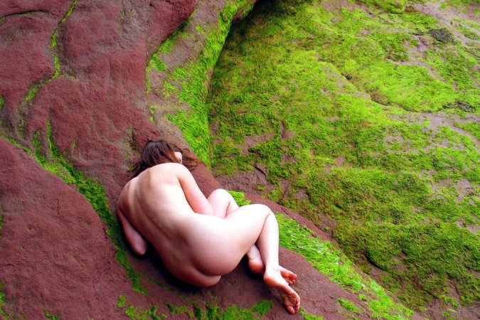Gorgeous models posing nude in some cool outdoor areas photo 1