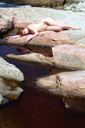 Gorgeous models posing nude in some cool outdoor areas photo 8
