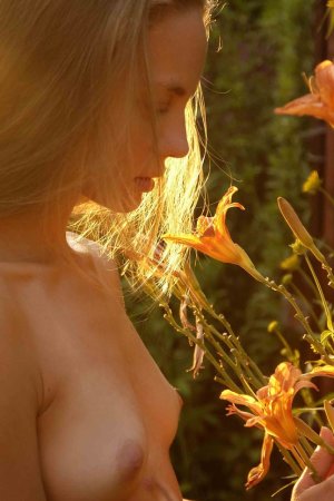 Cute young lady is demonstrating her body photo 18