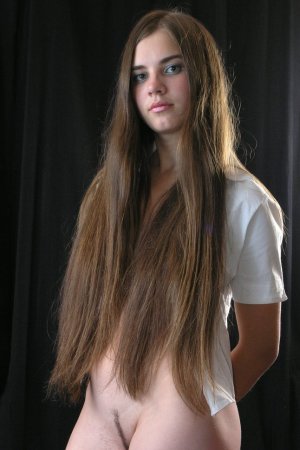 Sweetie shows naked body on camera photo 7