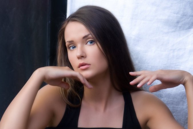 Cutie colors her days with solo orgasms. photo 17