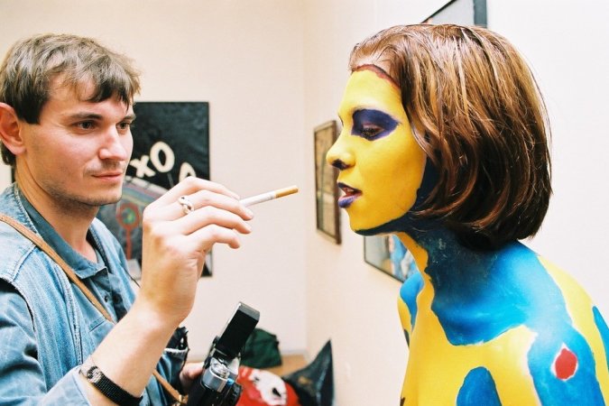 Hot models covered in some very cool body paint photo 1