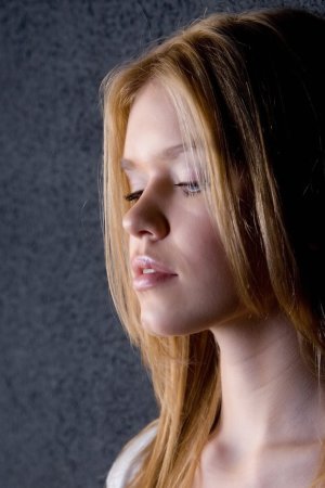 Ginger chick underlines her naked beauty with clothes. photo 18