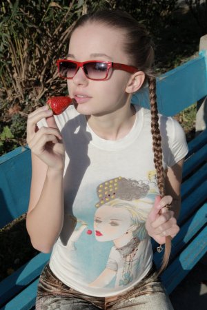 Modest sweetie reveals her true nature in bed. photo 2