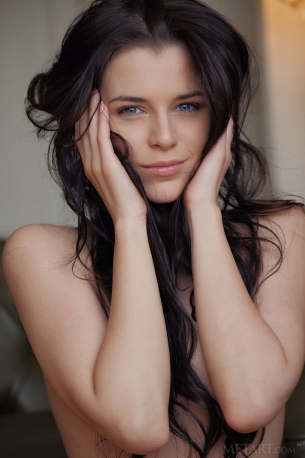 Valeria A – Dark haired gal showing her shaved vagina