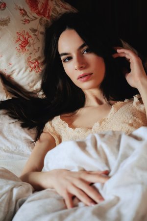 Dirty thoughts of a perfect brunette photo 19
