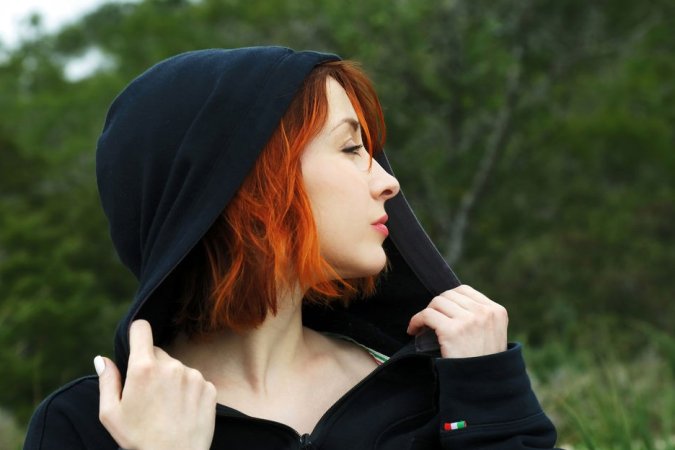 Risky ginger chick orgasms high in the mountains photo 8