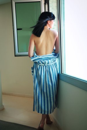 Malena starts her morning with a solo scene photo 11